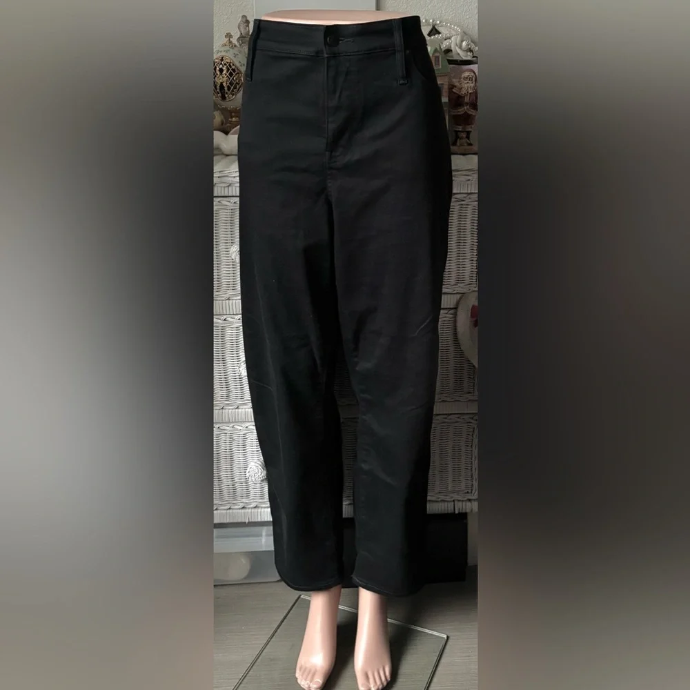 J. Crew 9” Vintage Slim Straight Leg jeans Mid Rise Cotton in Black Plus Size 35